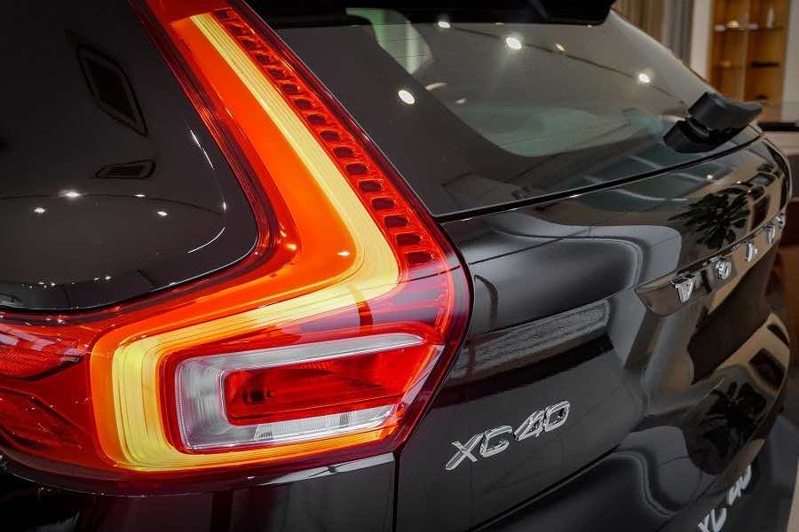 Phần đèn hậu xe Volvo XC40 Ultimate Dark 2023